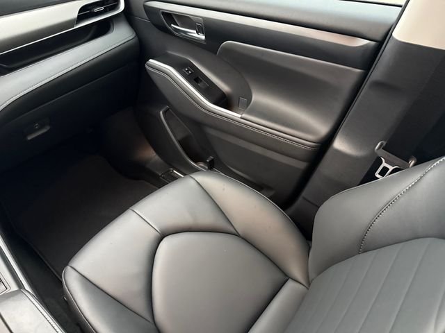Used 2026 Beige Toyota XLE image 16