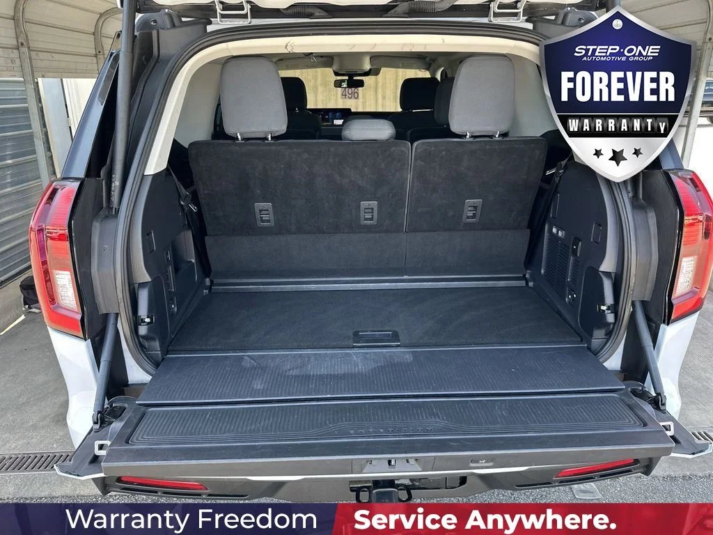 Used 2025 Silver Ford Active image 30