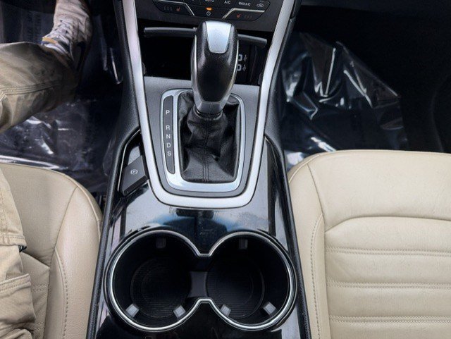 Used 2018 Blue Metallic Ford SEL image 22