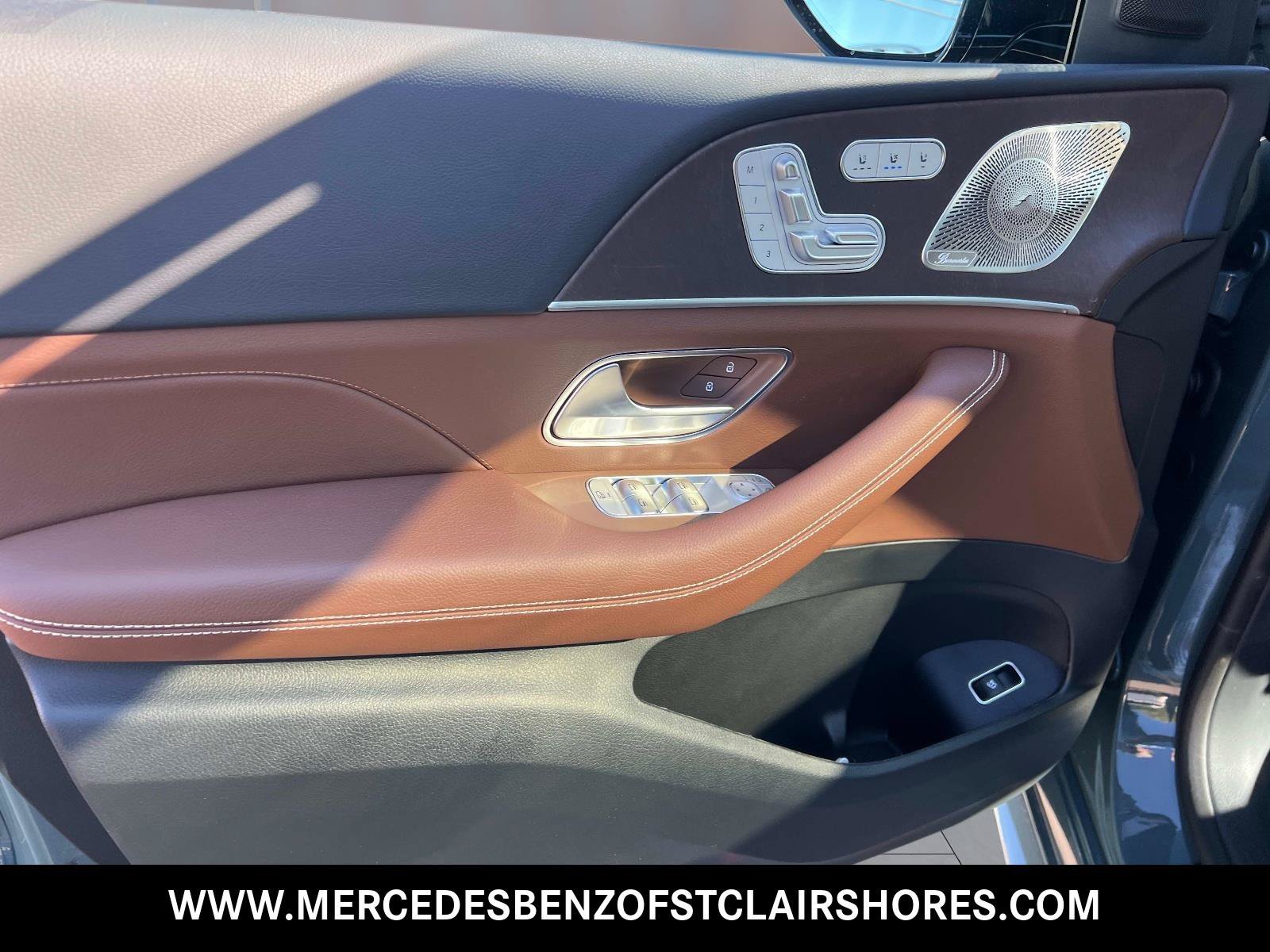 New 2027 Dark Petrol Mercedes-Benz GLE 450 image 17