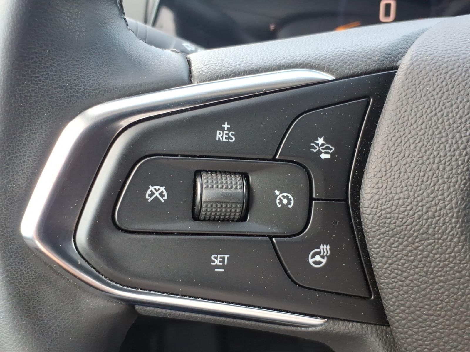 Used 2025 Mosaic Black Metallic Chevrolet LT image 14