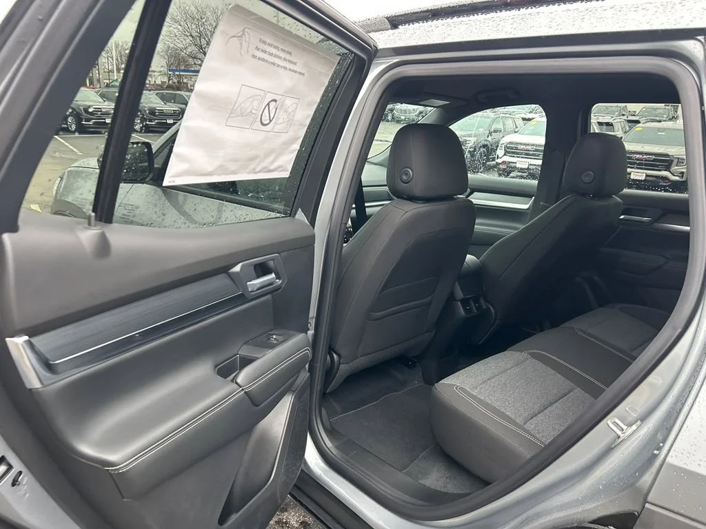 New 2026 Sterling Metallic GMC Elevation Black Edition image 33