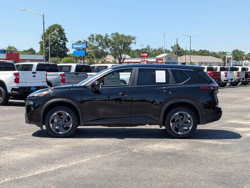 Used 2024 Black Nissan SV image 2