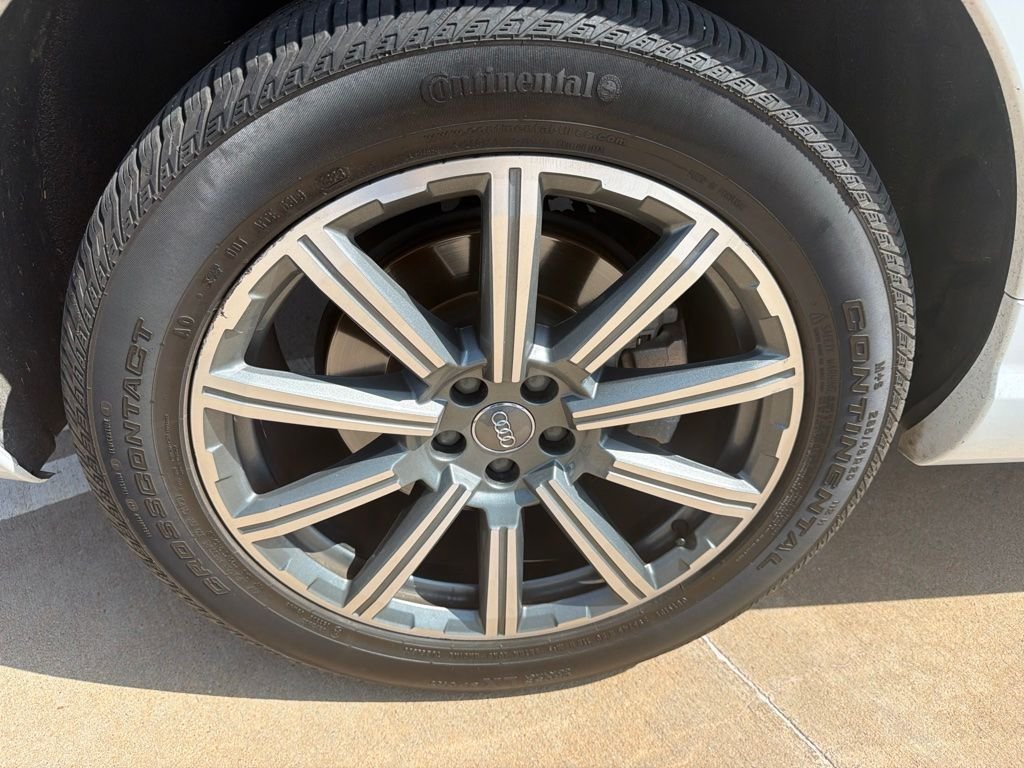 Used 2019 White Audi 55 Premium Plus image 6