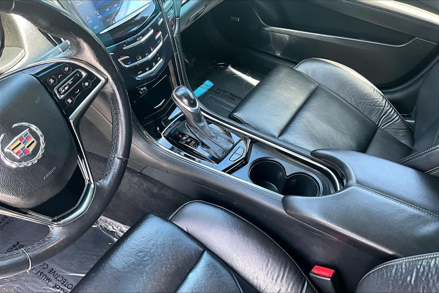 Used 2013 Black Diamond Tricoat Cadillac  image 17