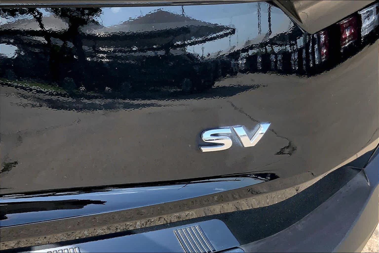 Used 2023 Super Black Nissan SV image 29