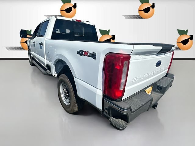 2025 Ford F-350 Super Duty Chassis Cab XL - Photo 36