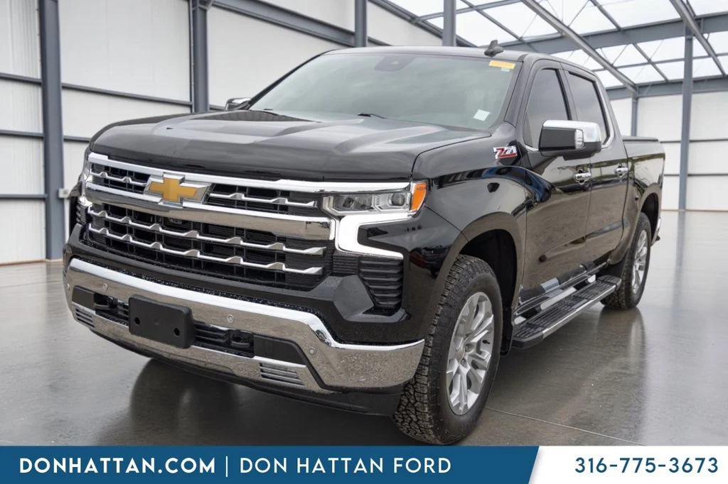 Used 2025 Black Chevrolet LTZ image 23