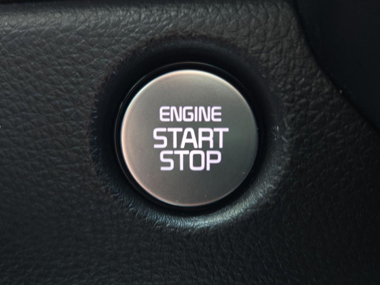 Used 2025 Ceramic Silver Kia SX image 21