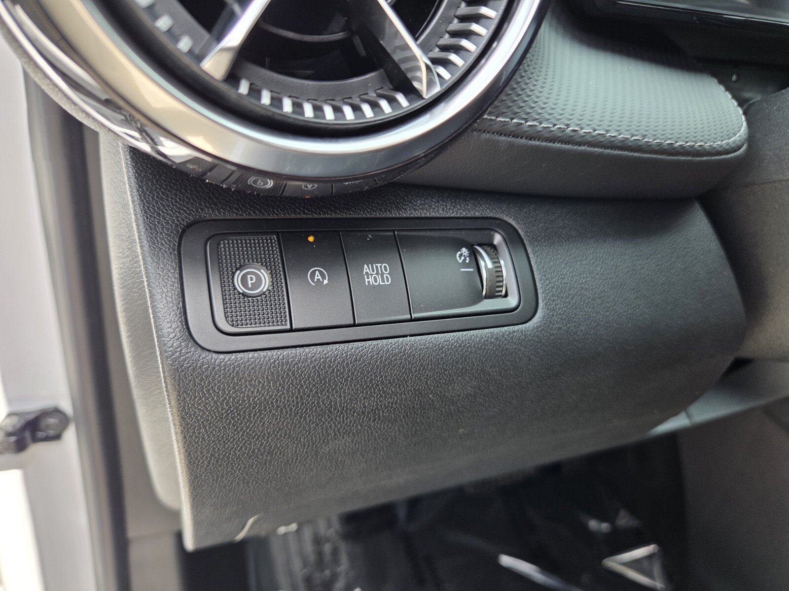 2027 Chevrolet Equinox LT - Photo 23