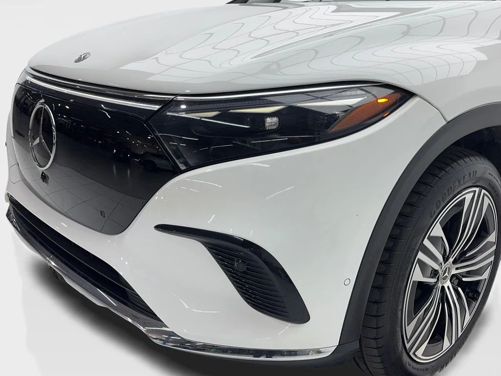 Used 2023 White Mercedes-Benz 450 image 5