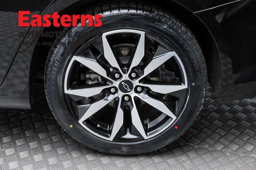 Used 2022 Black Chevrolet RS image 8