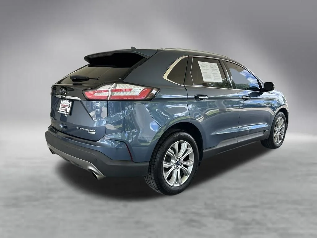 Used 2019 Blue Ford Titanium image 3