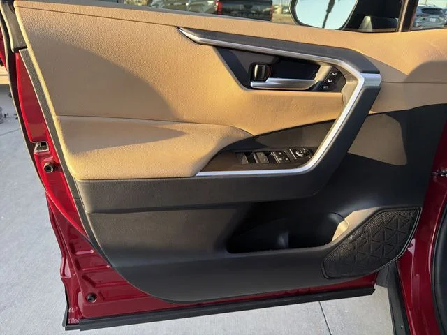2024 Toyota RAV4 XLE Premium - Photo 9