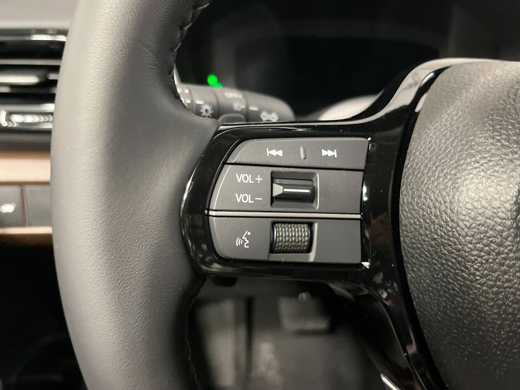 New 2026 Platinum White Pearl Honda Touring image 18