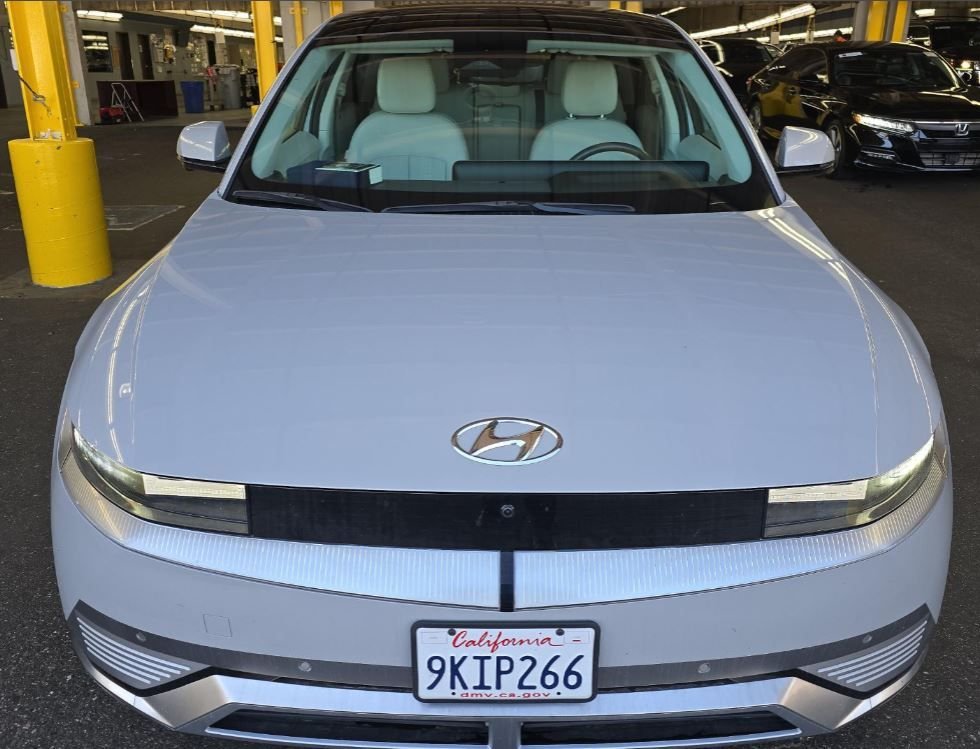 Used 2024 Gray Hyundai Limited image 2
