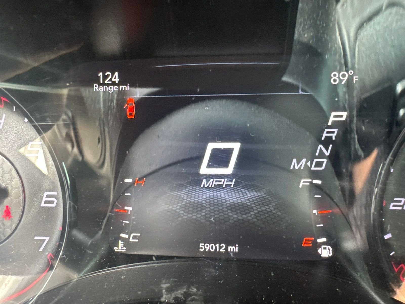 Used 2018 White Dodge SXT image 6