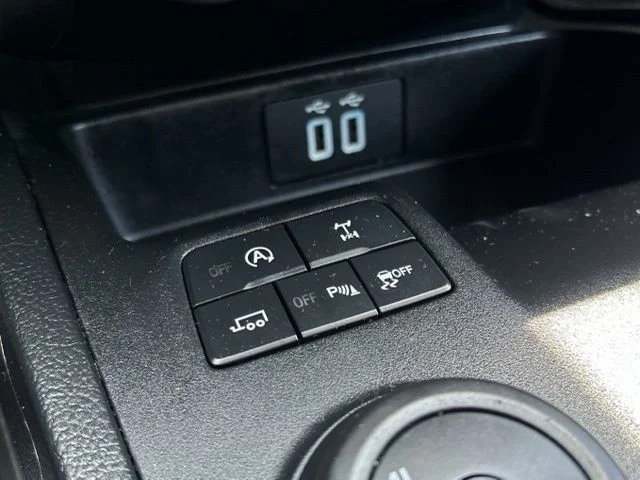 Used 2019 Magnetic Ford Lariat image 45