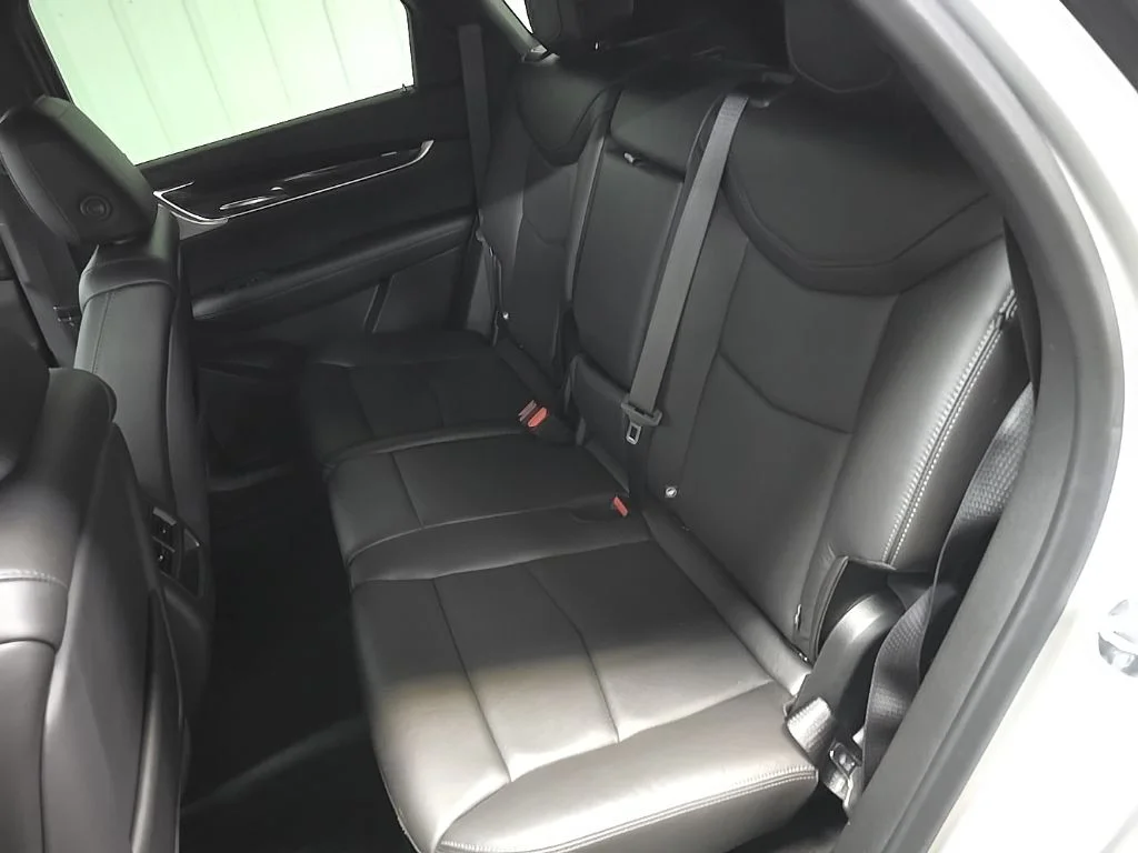 Used 2020 Silver Cadillac Premium Luxury image 32