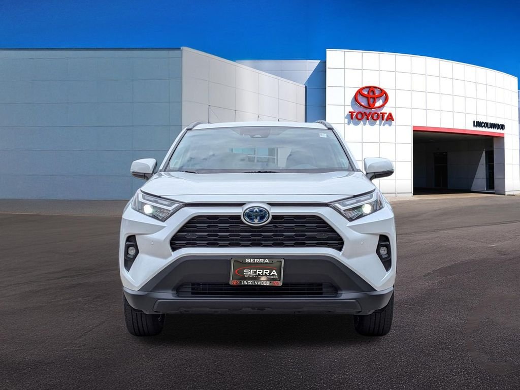 Used 2023 Beige Toyota XLE Premium image 4