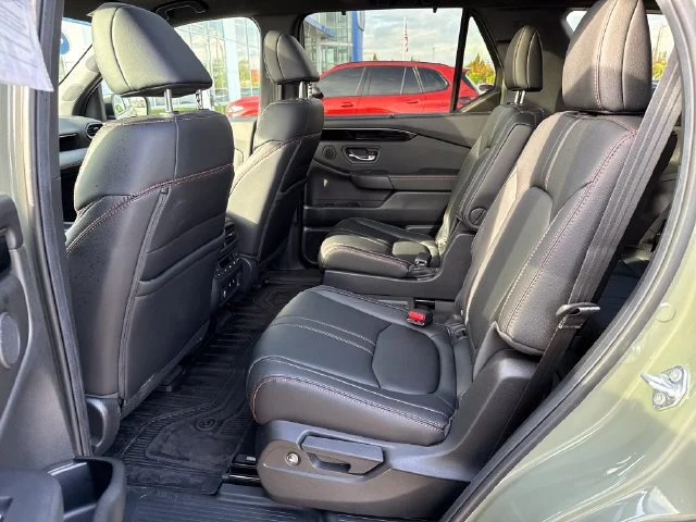 2026 Honda Pilot TrailSport - Photo 14