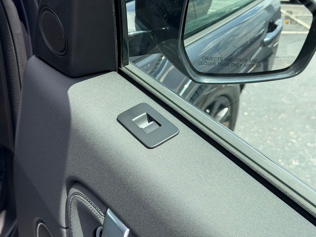Used 2024 Gray Land Rover S image 26