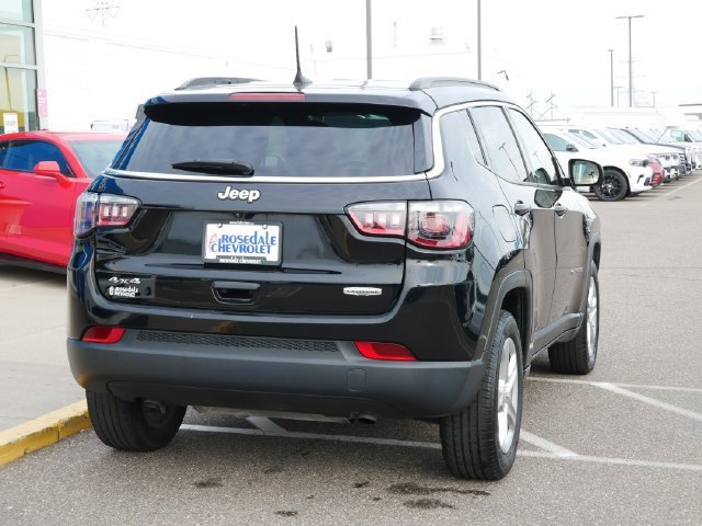 Used 2024 Black Jeep Latitude image 27