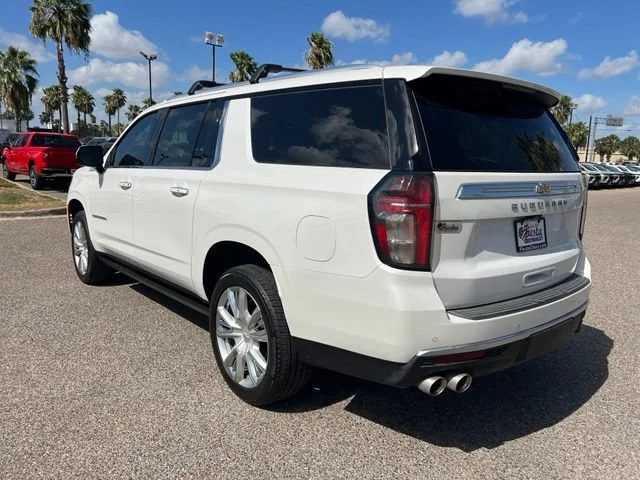 Used 2022 IRIDESCENT PEARL TRICOAT Chevrolet High Country image 5