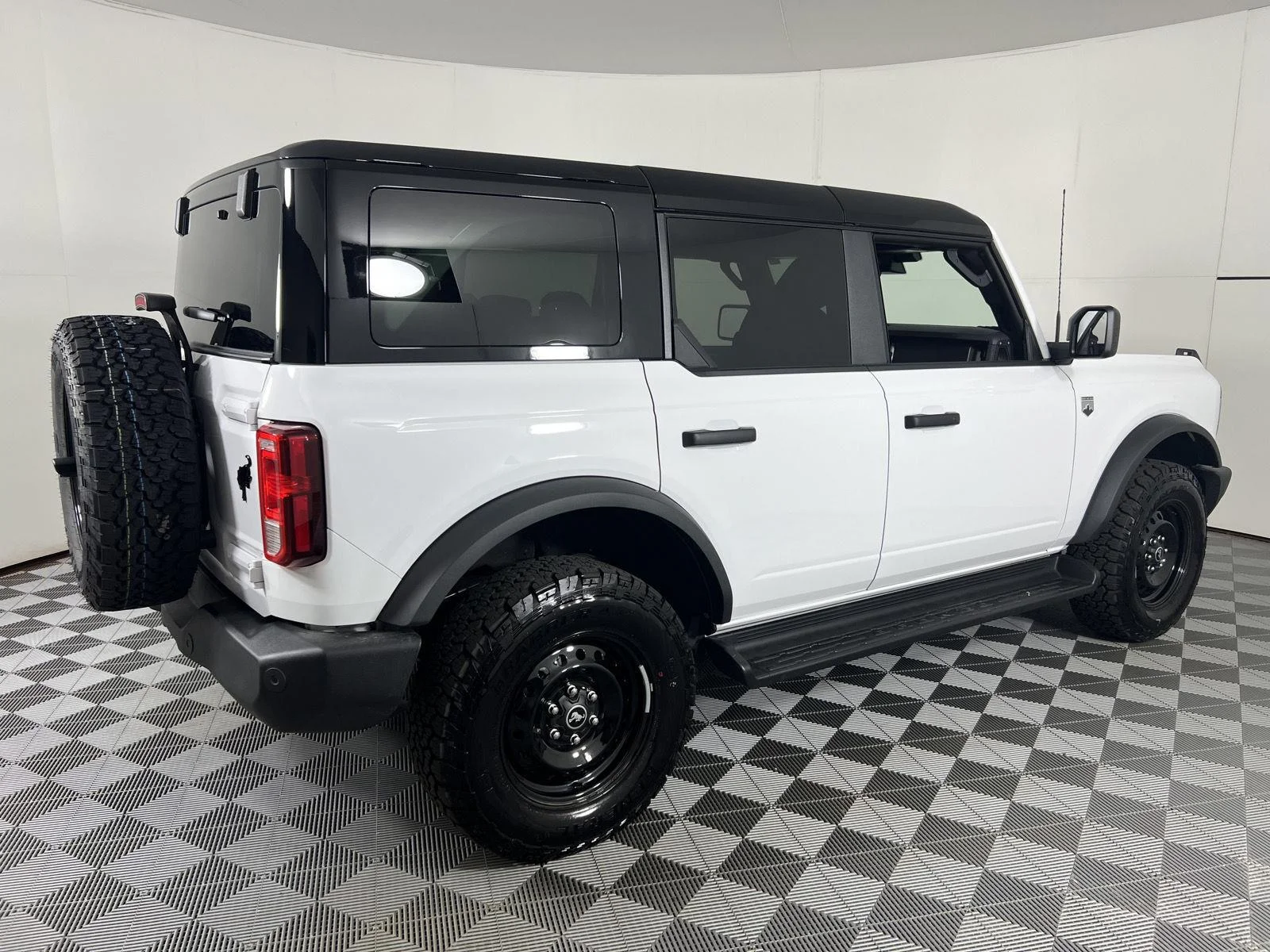 New 2026 Oxford White Ford Big Bend image 10