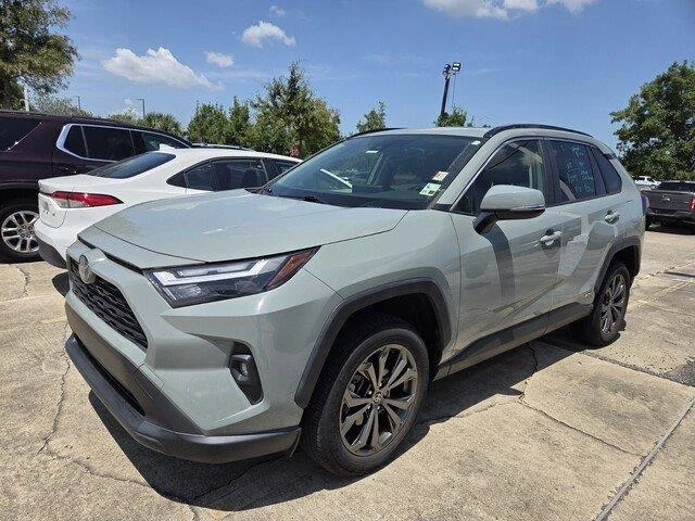 2022 Toyota RAV4 Hybrid XLE Premium