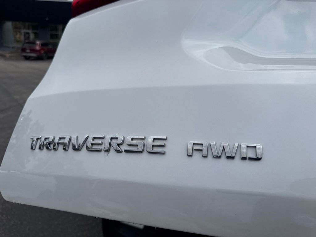 Used 2018 Beige Chevrolet LT image 18