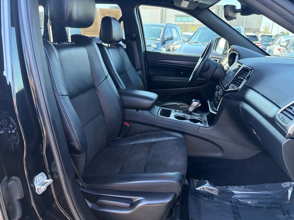 Used 2021 Black Jeep Laredo X image 18