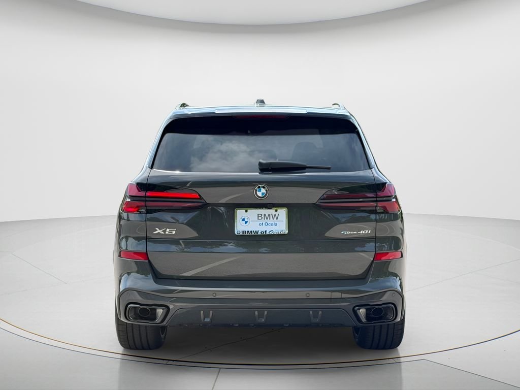 New 2026 Dravit Grey Metallic BMW sDrive40i image 6
