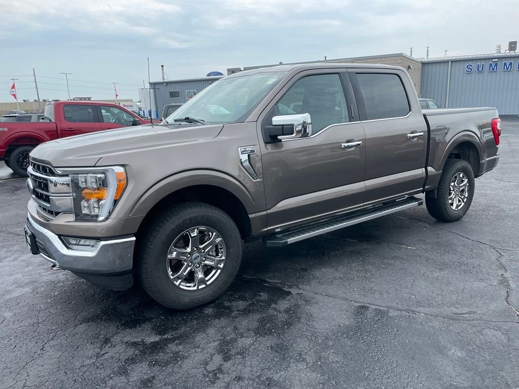 Used 2023 Gray Ford Lariat image 5