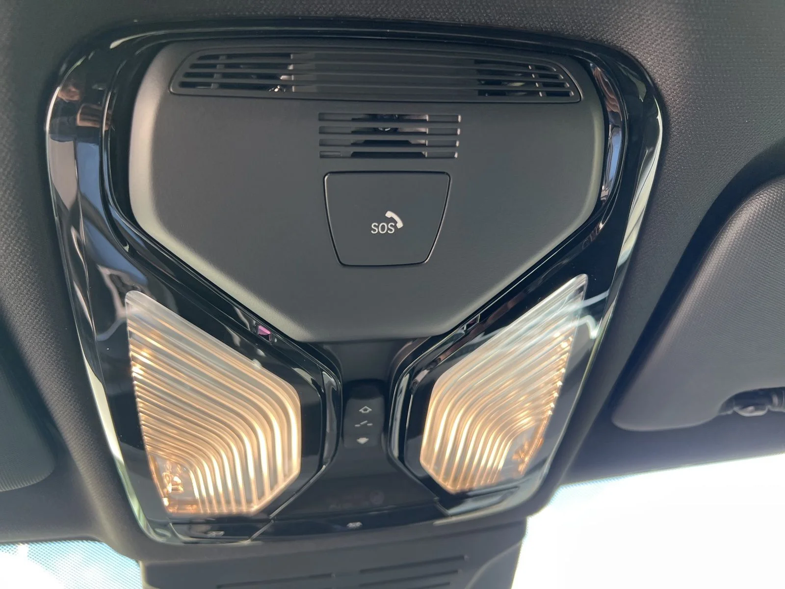 New 2026 Skyscraper Grey Metallic BMW xDrive40i image 19
