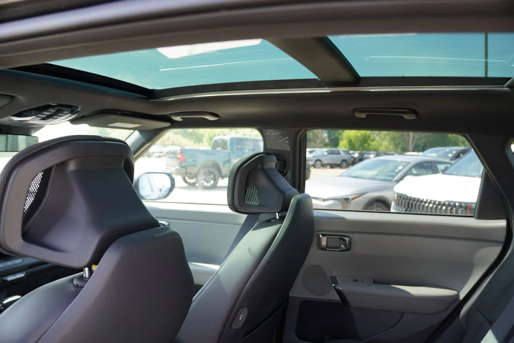 New 2027 Interstellar Gray Kia X-Line S image 12