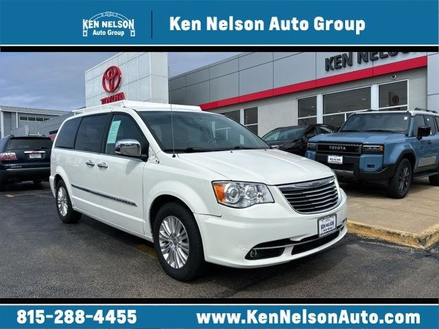 2012 Chrysler Town & Country Limited