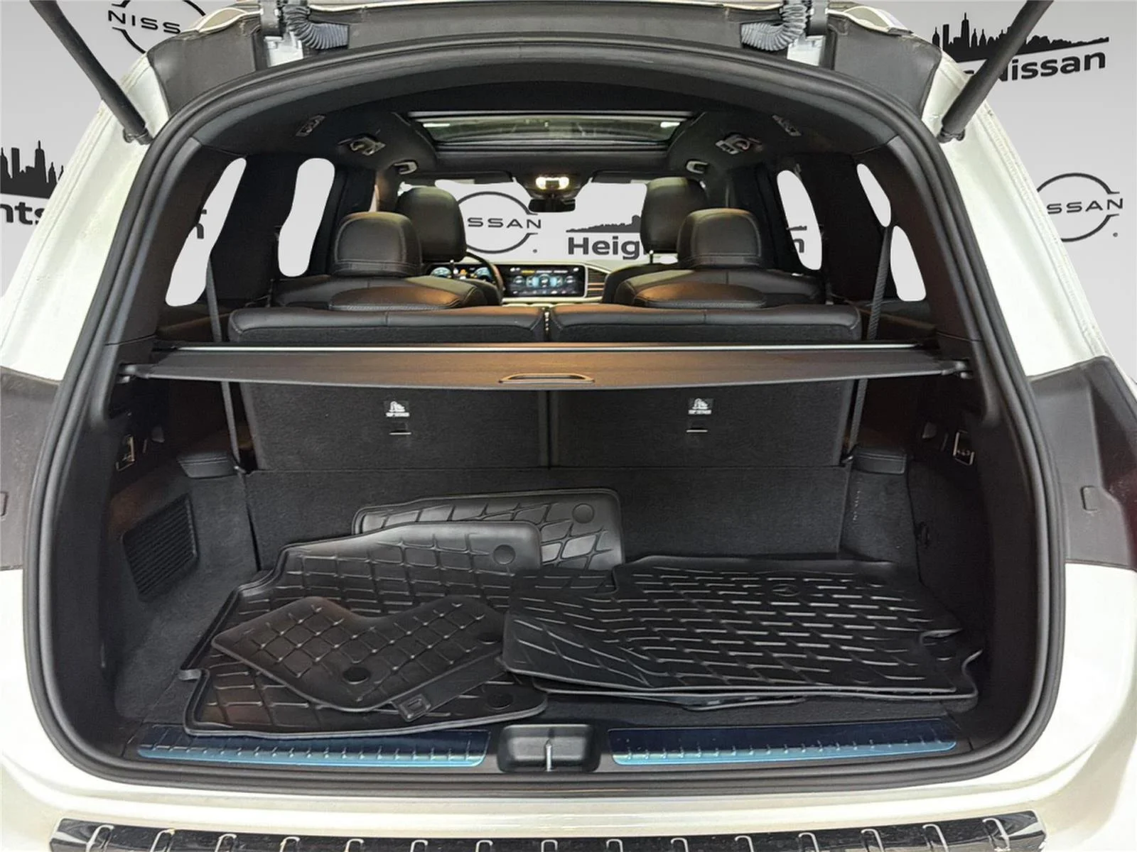 2022 Mercedes-Benz GLS GLS450 - Photo 35