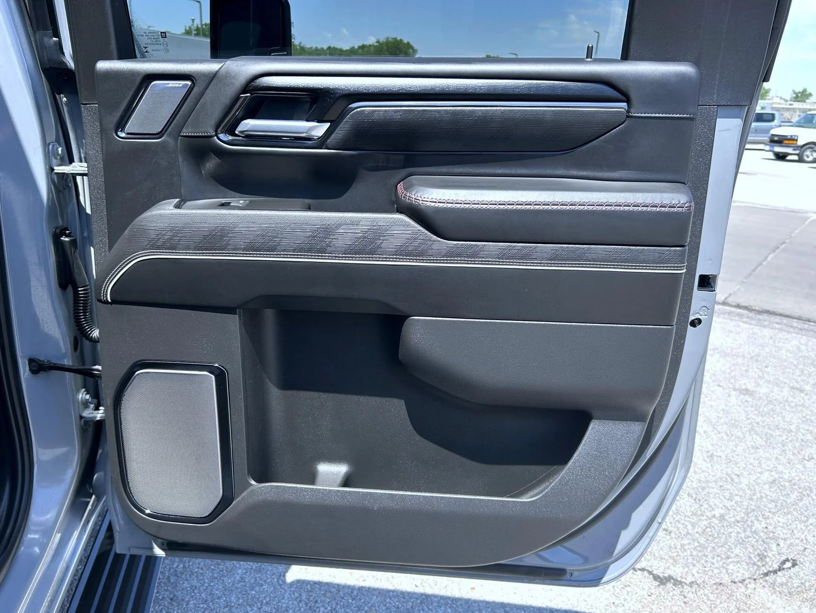 Used 2025 Gray GMC AT4X image 18