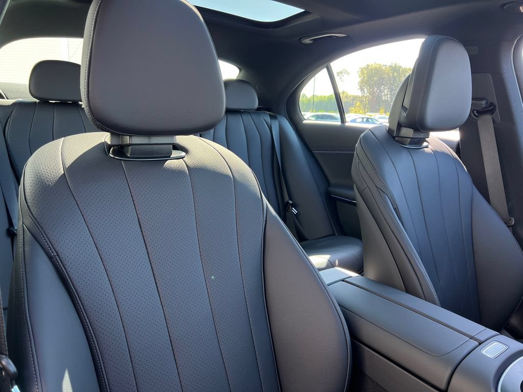 New 2027 Obsidian Black Metallic Mercedes-Benz E 450 image 62