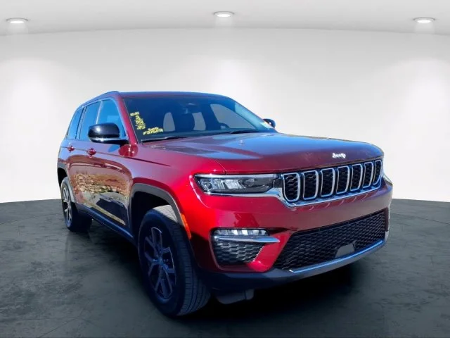 Used 2025 Red Jeep Limited image 10