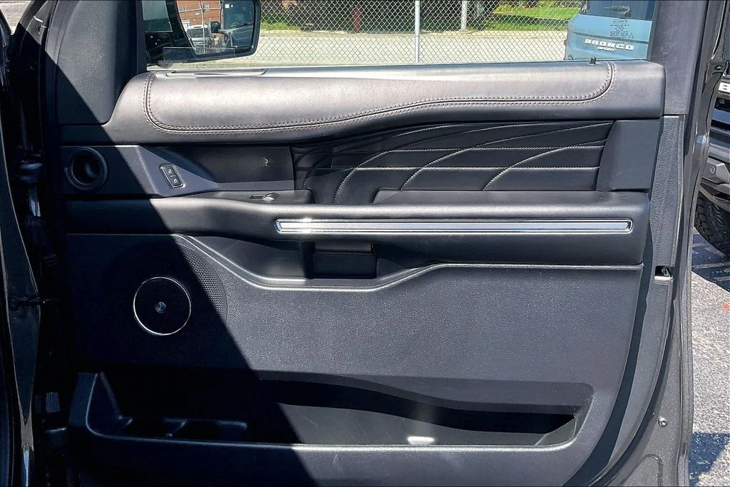 Used 2020 Gray Ford Platinum image 23