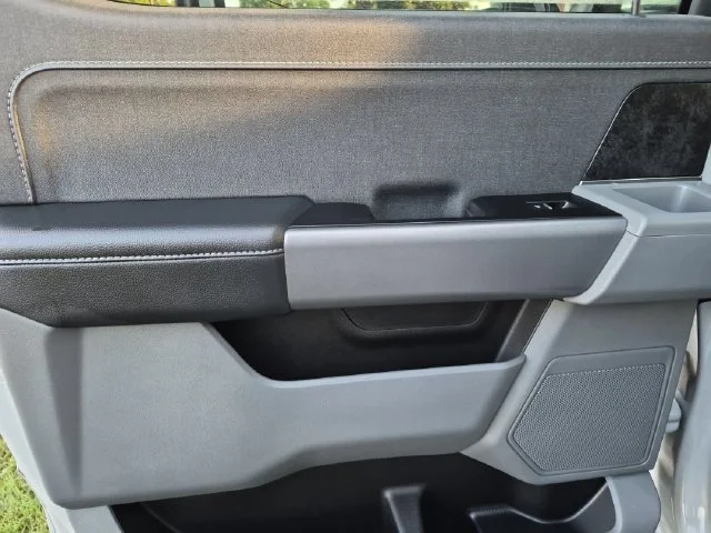 Used 2024 White Ford XLT image 28