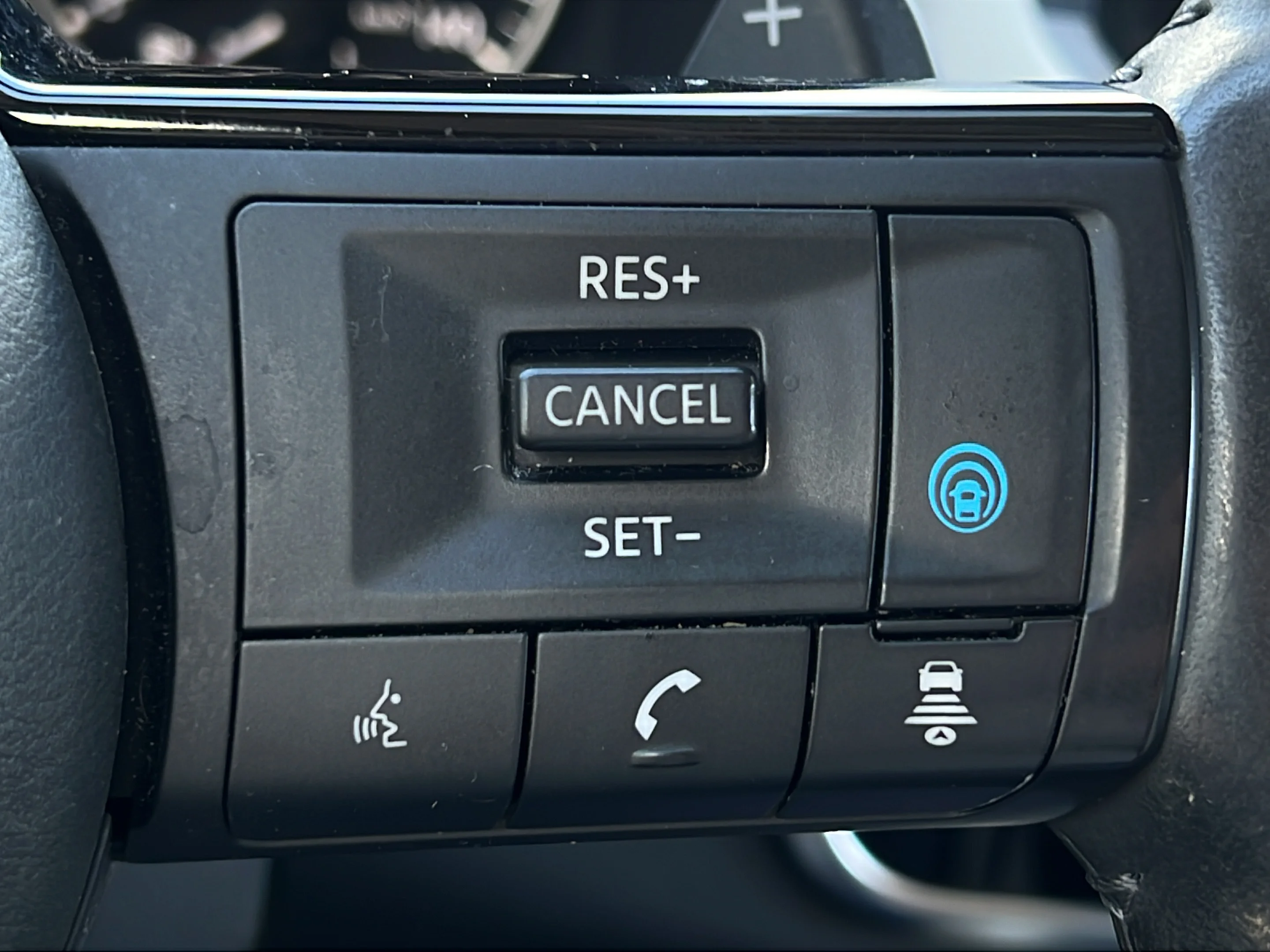 Used 2021 Scarlet Ember Tintcoat Nissan SL image 24