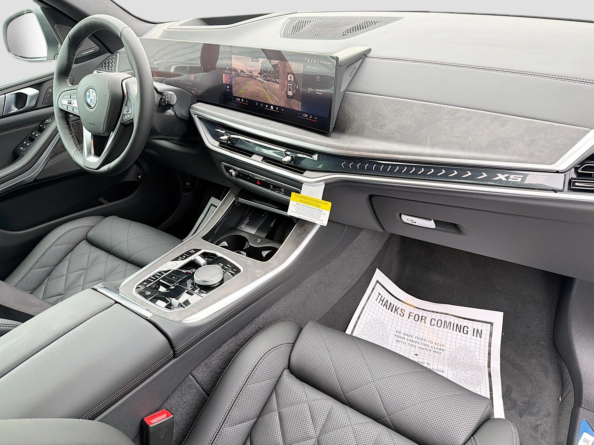 New 2026 Mineral White Metallic BMW xDrive50e image 13
