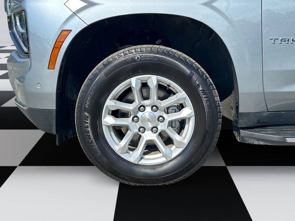Used 2025 Gray Chevrolet LT image 14