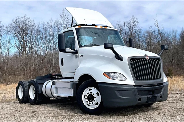 Pre-Owned 2021 International LT625 6x4 Day Cab