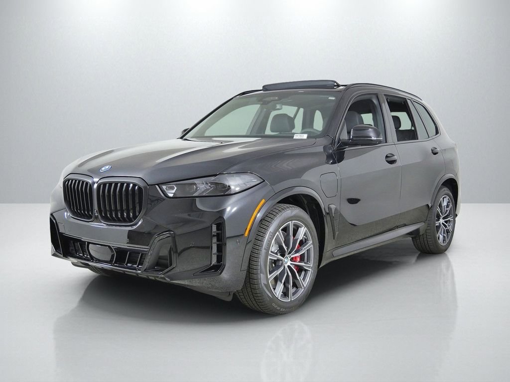 2026 BMW X5 xDrive50e's photo