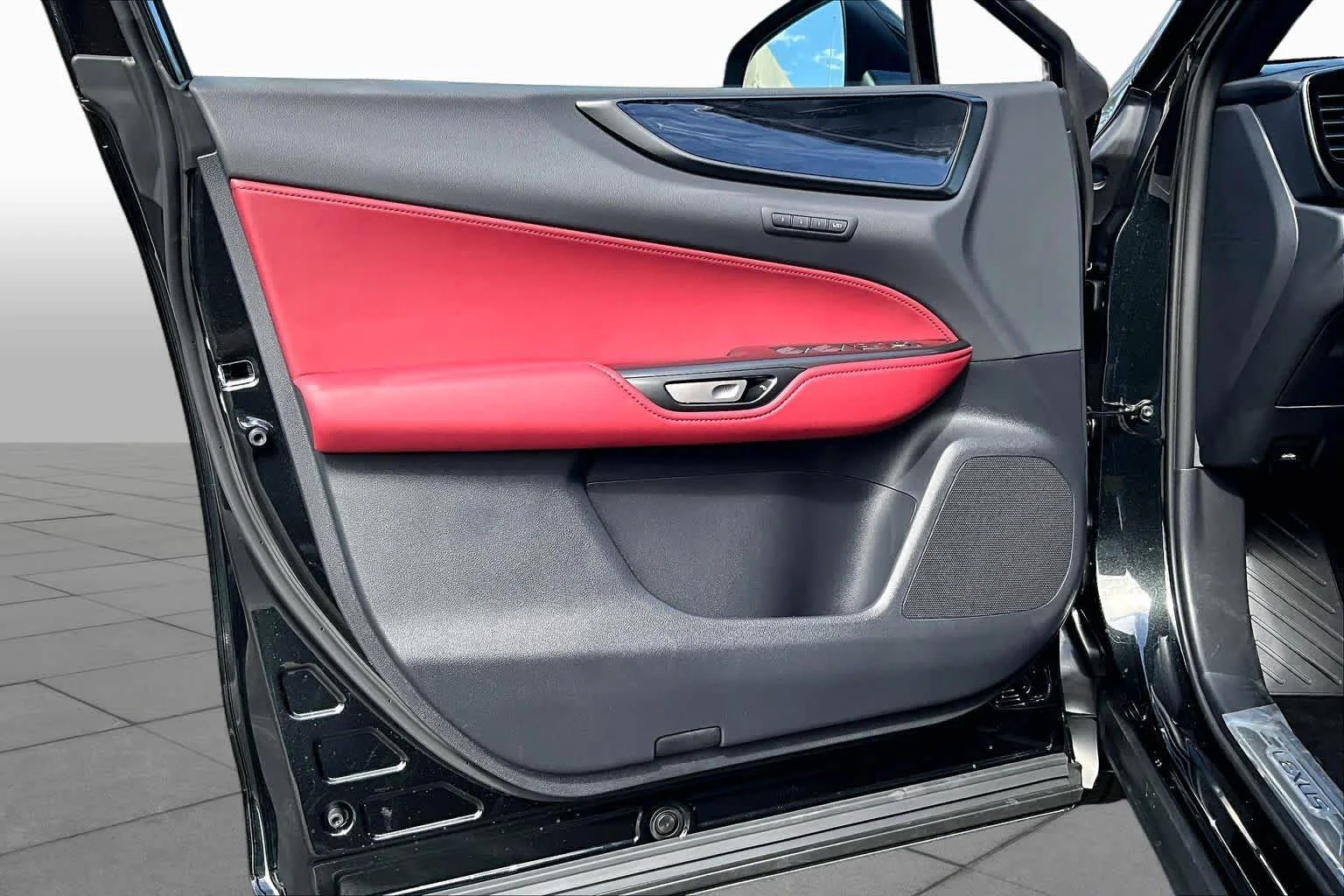 New 2026 Caviar Lexus PREMIUM PLUS AWD image 16