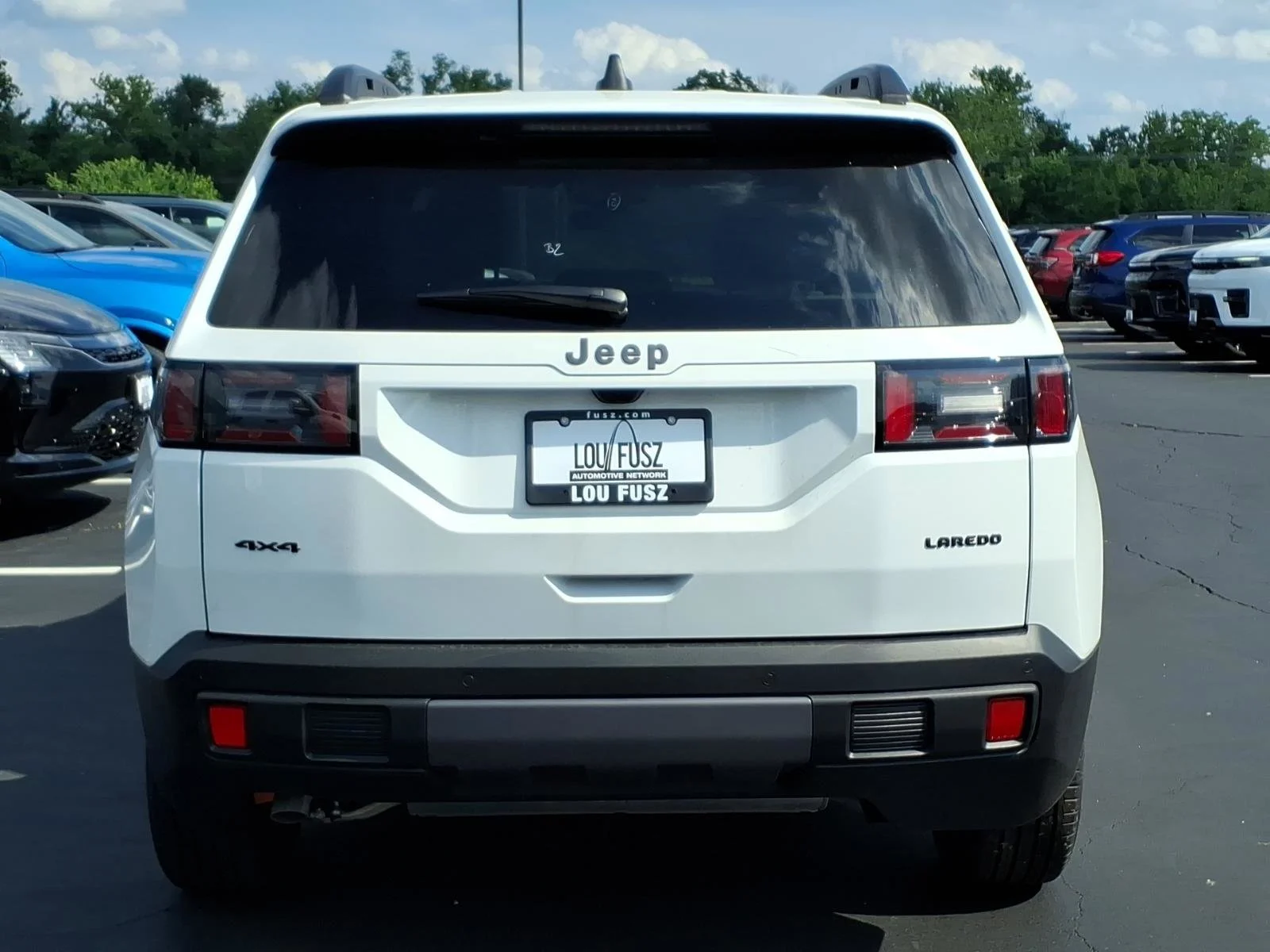 New 2026 Bright White Clearcoat Jeep Laredo image 20